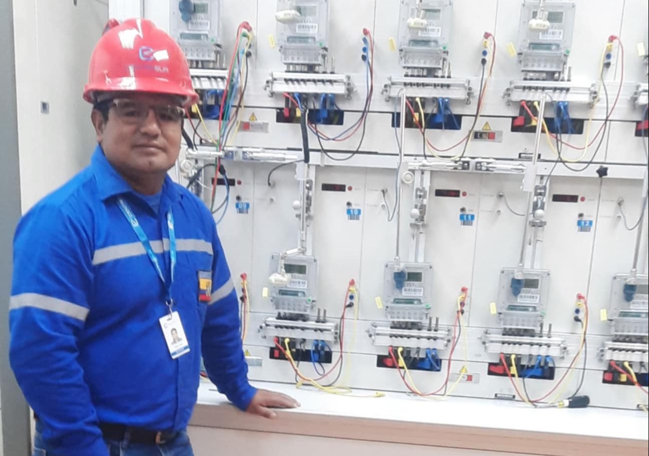 José Lara Ruiz, graduado en Electricidad, supera proceso de selección y se une a CENTROSUR