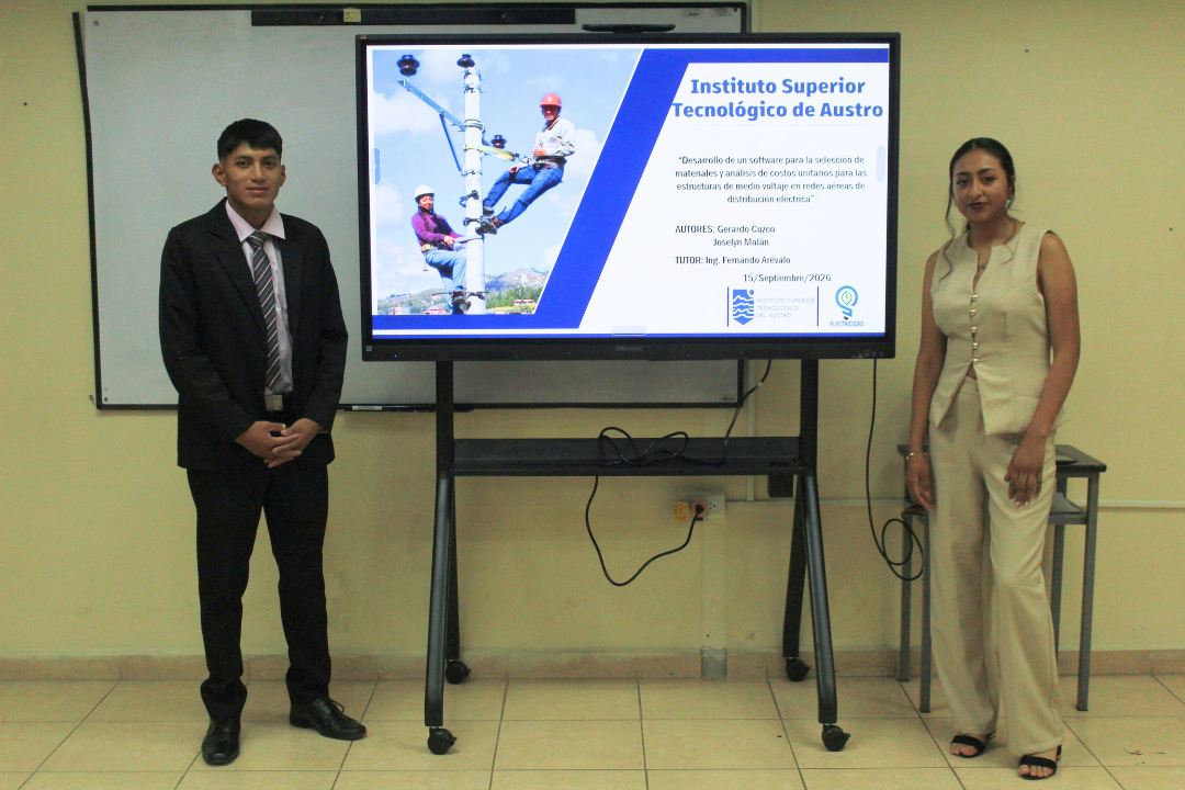 Estudiantes de Electricidad culminan su formación con la defensa de innovadores trabajos de titulación
