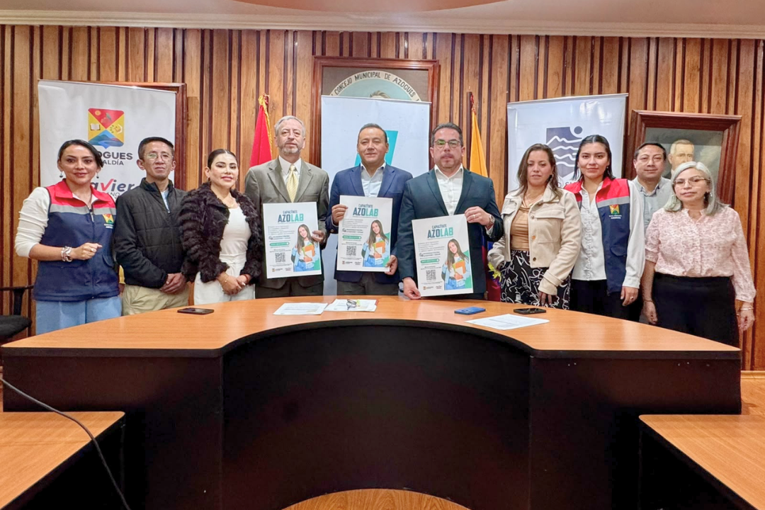 IST del Austro fortalece el ecosistema emprendedor de Azogues a través de AZOLAB